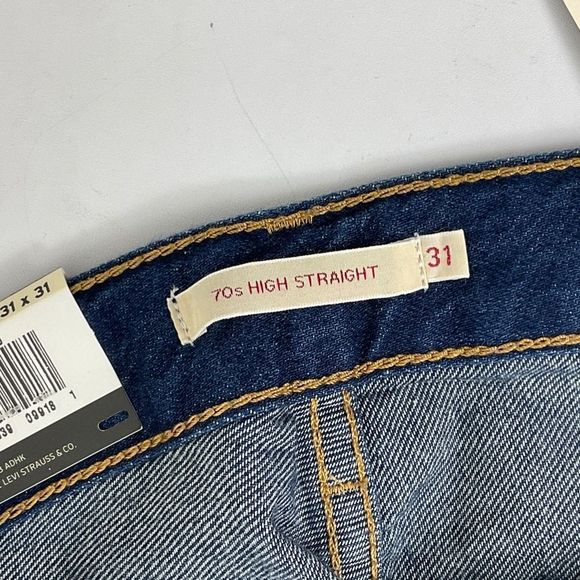 Levi's 70's High Straight Jeans NWT - Picture 8 of 15